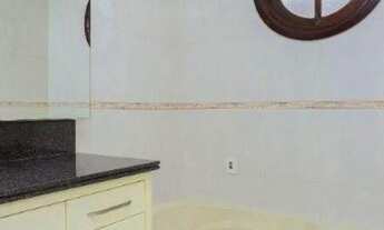 Imagem 3: Sobrado para venda possui 120 metros quadrados com 3 quartos em Parque do Sol - Guaratingu