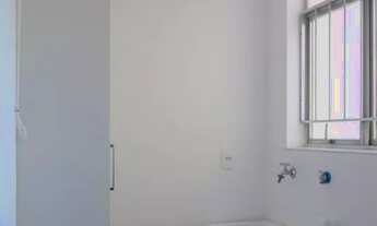 Imagem 2: Apartamento mobiliado com 2 quartos no Farol