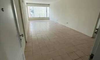 Imagem 3: Edf. Granada, 130 m2, 3 quartos sendo 1 suíte, bem localizado