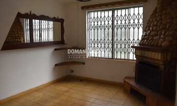 Imagem 4: Casa com Preço de Oportunidade na Região da Abernéssia - Campos do Jordão/SP