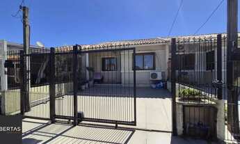 Imagem 3: Ótima casa de dormitórios com piscina na Hípica