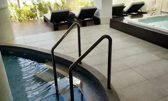 Imagem 5: Apto à VENDA FRENTE MAR com 4 suítes (1 master com closet) - Meia Praia