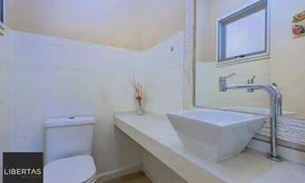 Imagem 3: Casa em condomínio com 242m2 no bairro Ecoville