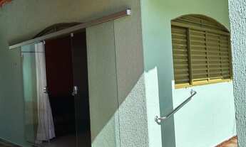 Imagem 4: Casa de 3 quartos com suíte no Parque das laranjeiras