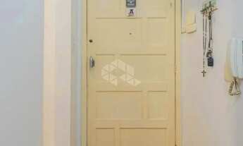 Imagem 2: Apartamento de 2 dormitórios, vaga de estacionamento bairro Menino Deus