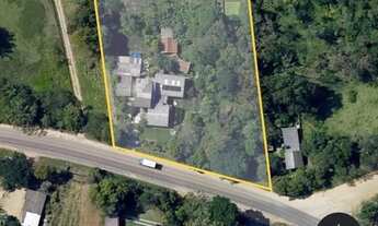 Imagem: Sítio com piscina em Área próximo ao