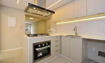 Imagem 4: APARTAMENTO COM 3 SUÍTES E VISTA PARCIAL PARA O MAR NO CENTRO DE FLORIANÓPOLIS