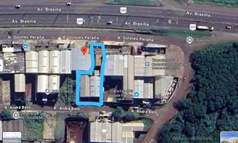 Imagem: 2 Barracões e 1 escritório administrativo