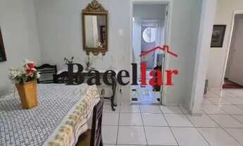 Imagem 5: Casa com 3 Quartos, Quintal e 4 vagas à venda na Tijuca!!! Próximo a Praça Xavier de Brito