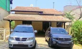 Imagem: Casa com 3 dormitórios para alugar, 377