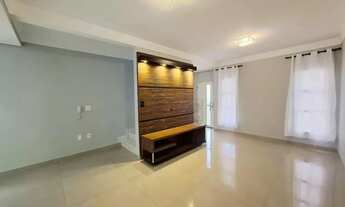 Imagem 2: Casa de 127m² com 03 quartos para locação em condominio - Parque dos Lagos