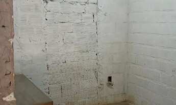 Imagem 4: Casa 2 quartos + terreno bem grande