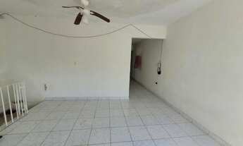 Imagem 5: Casa com 4 pontos comercias no jacintinho