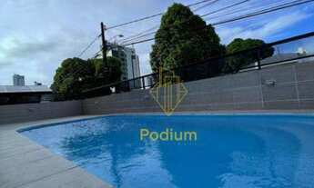 Imagem 2: Apartamento com varanda/sacada com móveis projetados e área de lazer no Miramar - AP1062