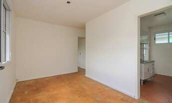 Imagem 2: Apartamento Residencial 2 dormitórios no bairro Rio Branco em Porto Alegre