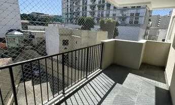 Imagem 7: Excelente apartamento, sala ampla com varanda, 3 quartos, dependências completas. 1 Vaga