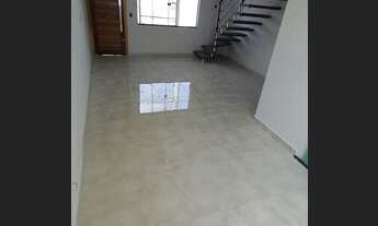 Imagem 4: Sobrado a venda com 2 dormitórios sendo 2 suíte, 1 BWC, sala e cozinha integrada, área de