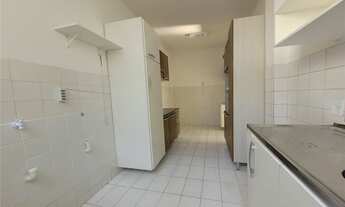 Imagem: Alugo apartamento reformado com 2 quartos