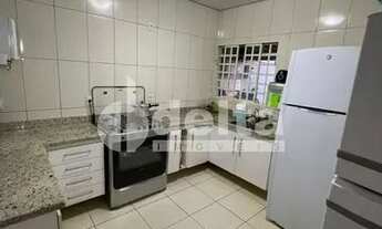 Imagem 5: Casa à venda, 5 quartos, 1 suíte, 2 vagas, Jardim Europa - Uberlândia/MG