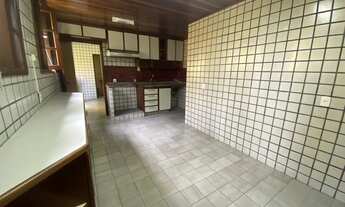 Imagem 2: Casa de condomínio para aluguel e venda com 350 metros quadrados com 5 quartos