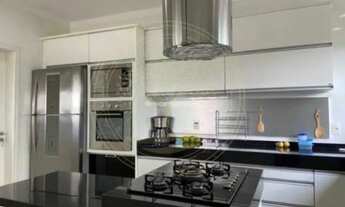 Imagem 7: Casa de condomínio sobrado para venda possui 282 metros quadrados com 4 quartos