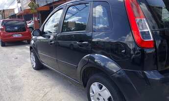 Imagem 2: Fiesta 2011 completo