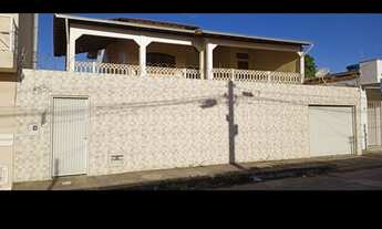 Imagem: Casa / Sobrado uma Ótima Oportunidade