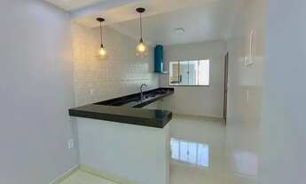 Imagem 2: Casa para venda possui 102 metros quadrados com 3 quartos em Meia Praia - Itapema - SC