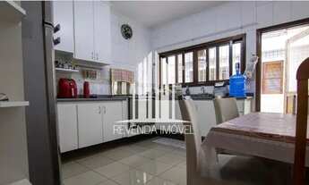 Imagem 7: **Lindo sobrado na Vila Paiva**