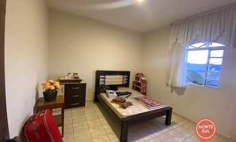 Imagem 3: Casa com 3 dormitórios para alugar, 100 m² por R$ 2.500,00/mês - Planalto - Brumadinho/MG