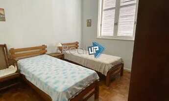 Imagem 6: Quarto e Sala 2 quadras da praia