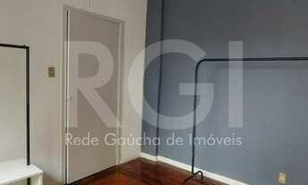 Imagem 2: Aluga-se apartamento mobiliado de 2 dormitórios no bairro Moinhos de Vento, Porto Alegre