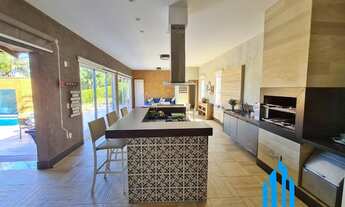 Imagem 2: Casa de alto padrão na Aldeia da Praia com projeto exclusivo