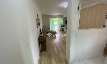 Imagem 2: Apartamento Mobiliado para Alugar por R$ 2.000,00 no Ed. Fonte Dos Leões - Rua Edson Belle