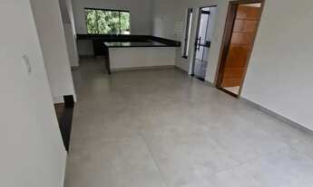 Imagem 5: Sobrado para aluguel possui 400 metros quadrados com 3 suítes e escritório