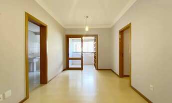 Imagem 6: Apartamento de 2 dormitórios com vista livre no Centro Histórico