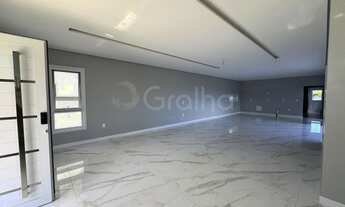 Imagem 3: Casa Residencial de 4 quartos sendo 3 suites com 378,90m² nos Ingleses