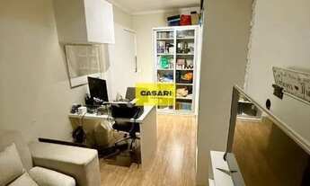 Imagem 5: Sobrado à Venda com 3 Quartos, Suíte, Garagem para 5 Carros e Ótima Localização