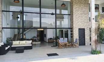 Imagem 7: Casa Moderna e Luxuosa à Venda em Ubatuba!