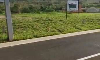 Imagem 3: Lindo lote no condomínio Cidade das Flores em Caldas Novas -Go