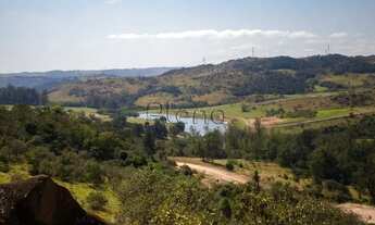 Imagem: Terreno de 22.000m² em condomínio de alto