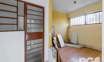 Imagem 6: Sobrado com 3 dormitórios, 1suíte e 4 vagas no bairro Chácara das Pedras