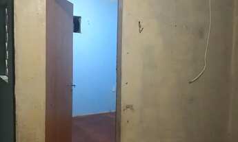 Imagem 7: Aluga-se apto Quarto com aluguel por R$700 /mês