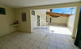 Imagem 4: Casa à venda com 3 dormitórios sendo 1 suíte e garagem coberta para 2 carros, no bairro Ja