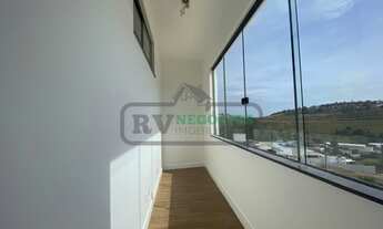 Imagem 2: Excelente casa duplex de alto padrão no Aeroporto