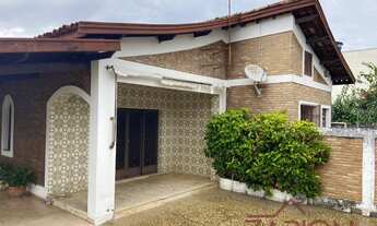 Imagem 2: Casa à venda de 08 dormitórios com suítes no centro de Taubate