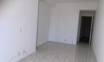 Imagem 6: Quarto e sala com varanda e garagem próximo ao Sesc da Tijuca