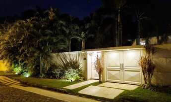 Imagem: Casa duplex de 280 m2, situada em condomínio