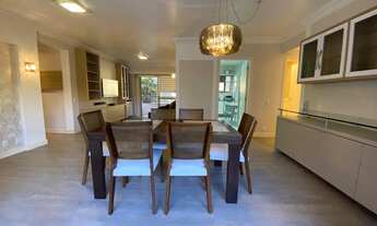 Imagem 3: Apartamento para venda tem 138 metros quadrados com 3 quartos em Centro - Florianópolis