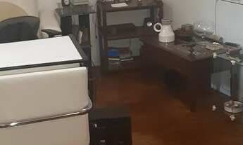 Imagem 2: PRÓXIMO AO METRÔ CLÍNICAS LINHA VERDE E OSCAR FREIRE LINHA AMARELA